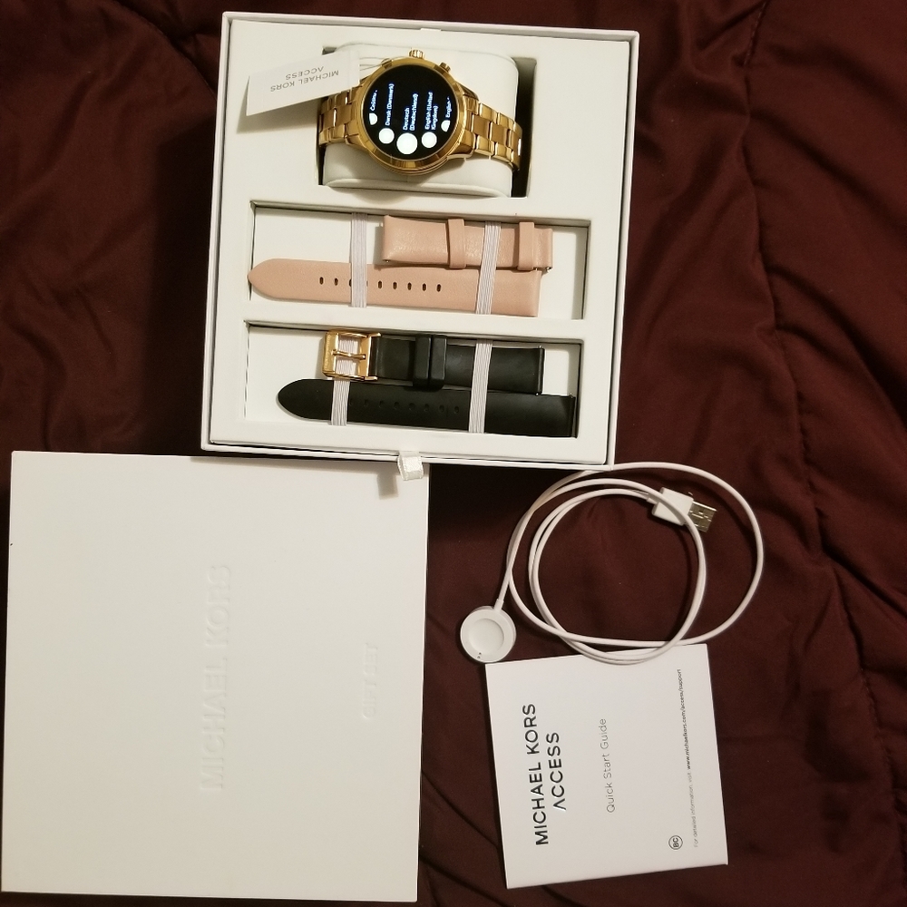 Rose Gold Micheal Kors SMART WATCH